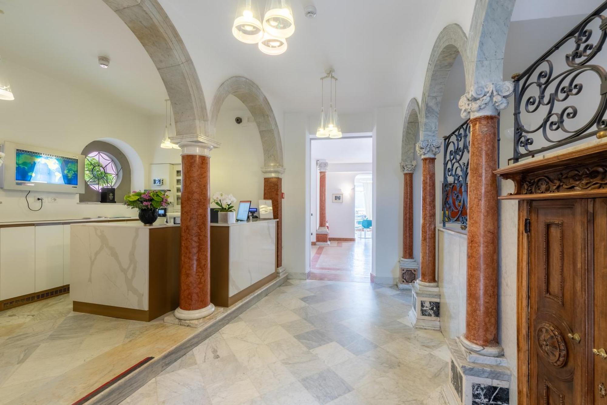 Casa Du Lac, By R Collection Hotels Варенна Экстерьер фото